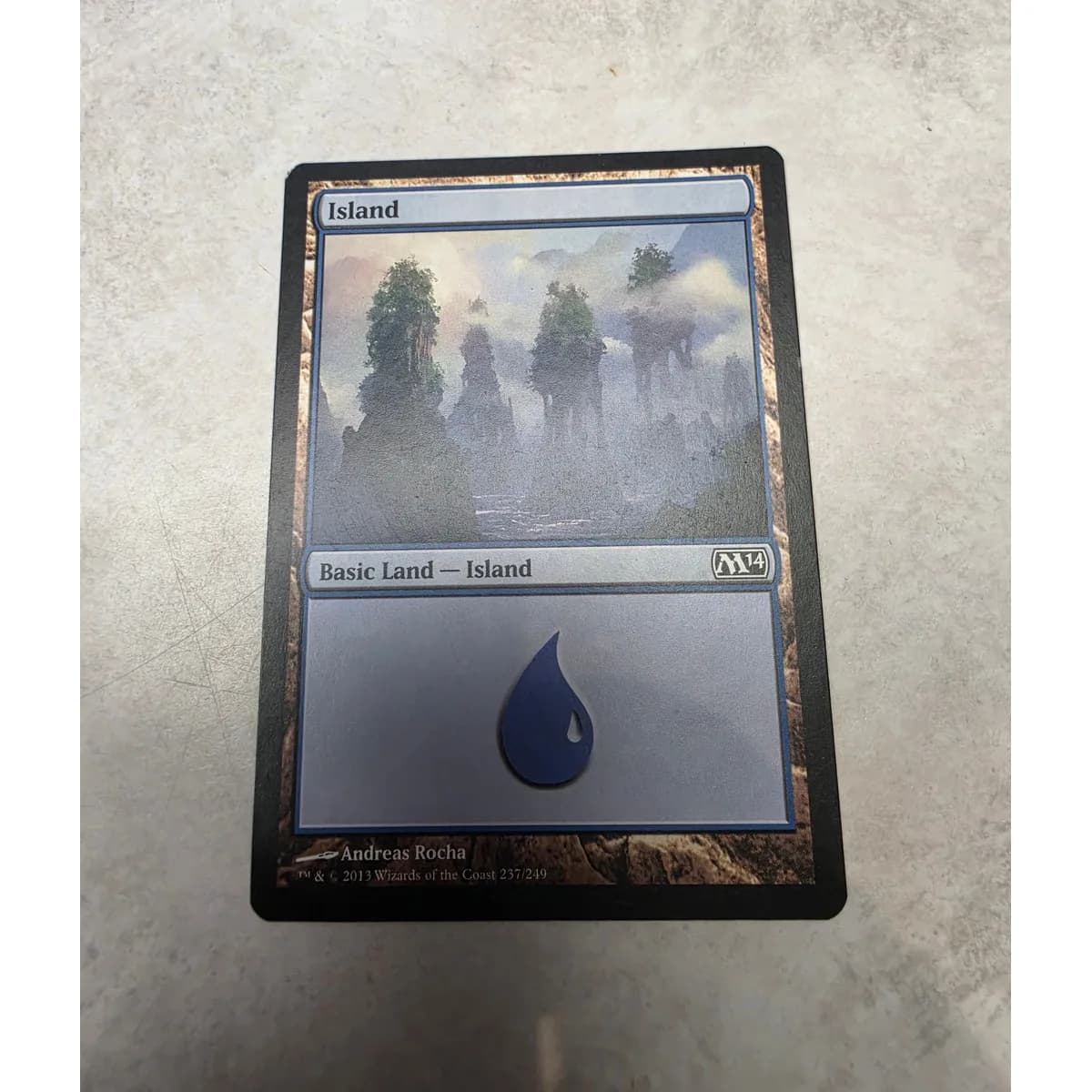 Magic: The Gathering - Island (Magic 2014 #237)